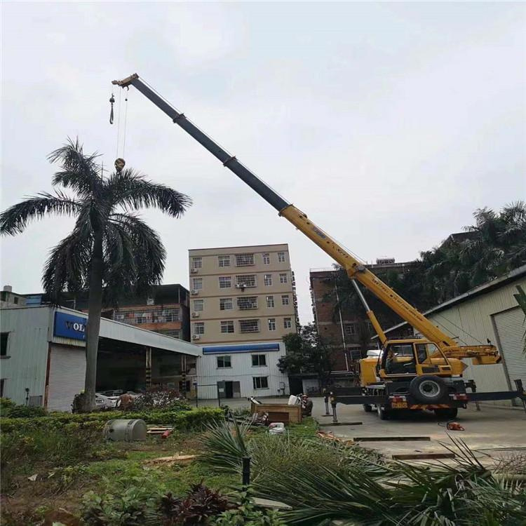 常熟12吨吊车出租一天的收费标准是什么