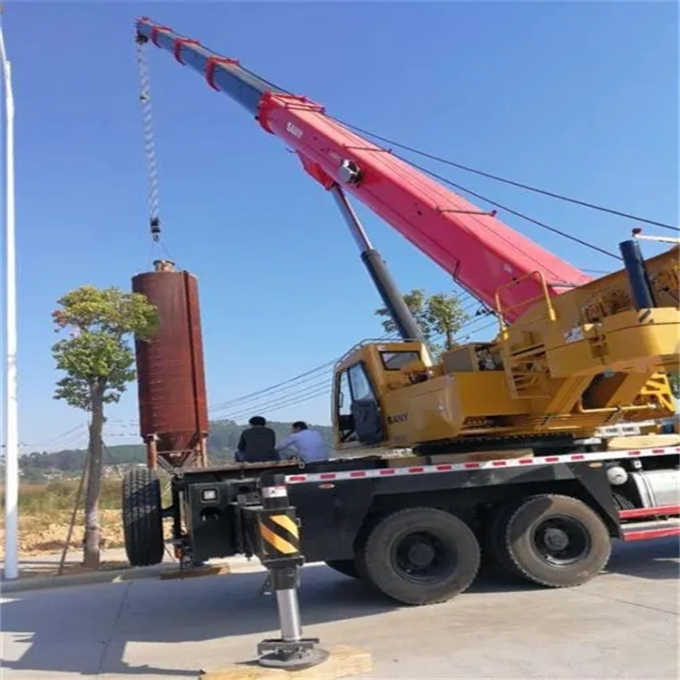 常熟专业吊车租赁多少钱